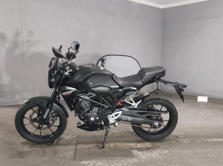 Мотоцикл Honda CB250R с пробегом 18958 km