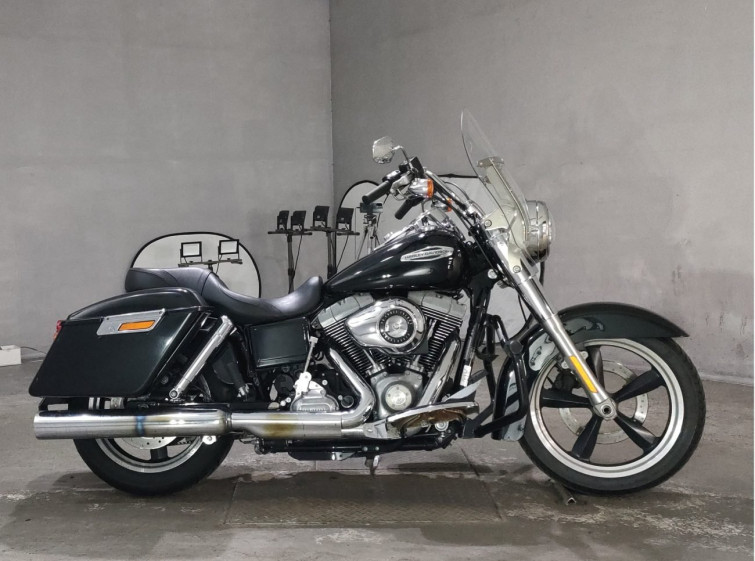 Мотоцикл HD SWITCHBACK FLD1580 с пробегом 18240 km