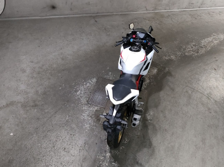 Мотоцикл Honda CBR250RR с пробегом 2449 km
