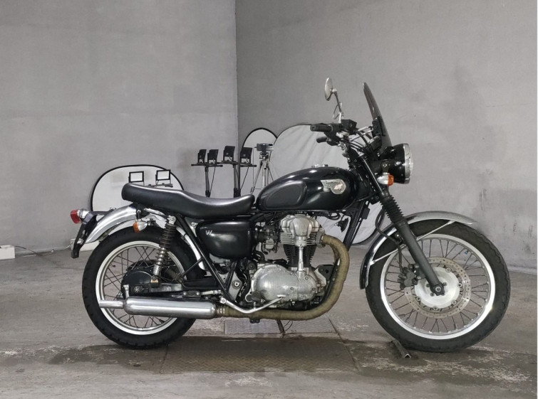 Мотоцикл Kawasaki W400 з пробігом 35286 km