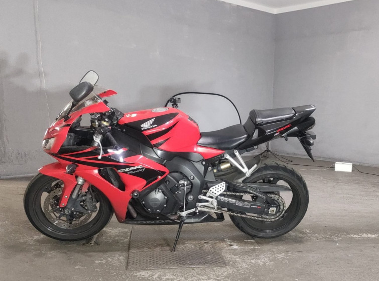 Мотоцикл Honda CBR1000RR з пробігом 59195 km