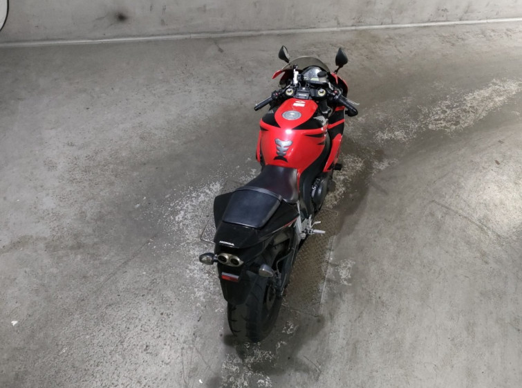 Мотоцикл Honda CBR1000RR з пробігом 59195 km