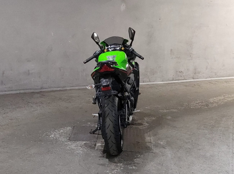 Мотоцикл Kawasaki NINJA ZX-25R KRT с пробегом 3833 km