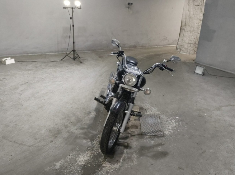 Мотоцикл Yamaha DRAGSTAR XVS250 с пробегом 32854 km