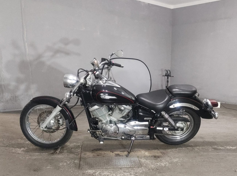 Мотоцикл Yamaha DRAGSTAR XVS250 с пробегом 32854 km