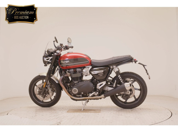 Мотоцикл Triumph SPEED TWIN з пробігом 19617 km