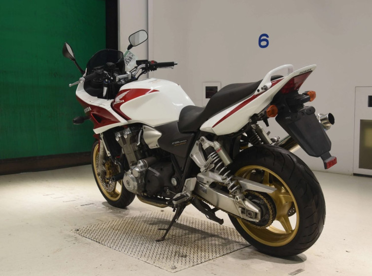 Мотоцикл Honda CB1300SF BOLDOR з пробігом 28257 km
