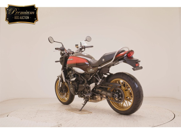Мотоцикл Kawasaki Z900RS с пробегом 9282 km