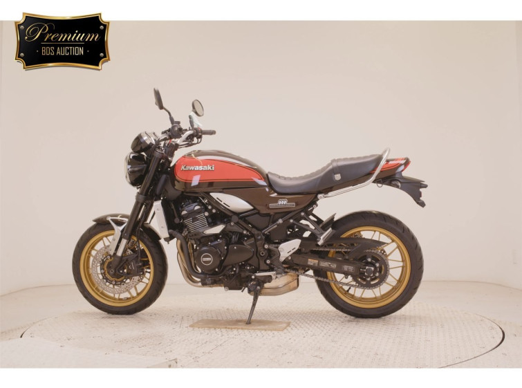 Мотоцикл Kawasaki Z900RS с пробегом 9282 km