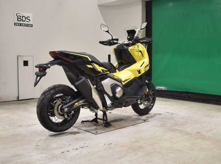 Мотоцикл Honda X-ADV750-2 с пробегом 2893 km