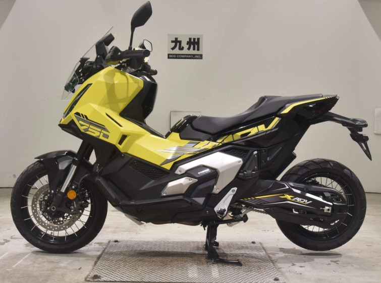 Мотоцикл Honda X-ADV750-2 с пробегом 2893 km