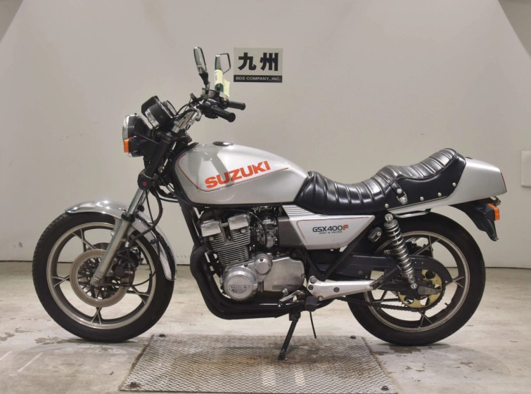 Мотоцикл Kawasaki GSX400F с пробегом 49616 km