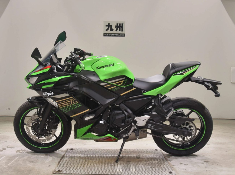 Мотоцикл Kawasaki NINJA650A с пробегом 9242 km