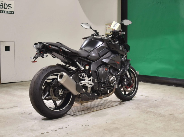 Мотоцикл Yamaha MT-10 з пробігом 13513 km