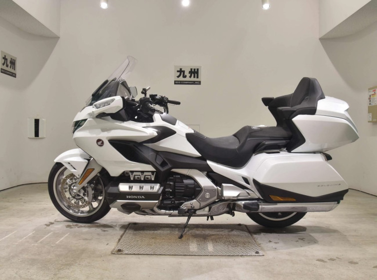 Мотоцикл Honda GL1800 TOUR D з пробігом 1052 km