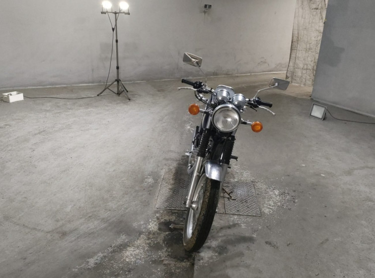Мотоцикл Yamaha SR400 з пробігом 796 km