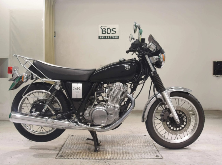 Мотоцикл Yamaha SR400 з пробігом 9501 km