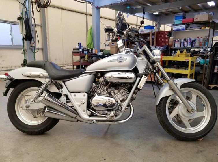 Мотоцикл Honda MAGNA250 з пробігом 39820 km