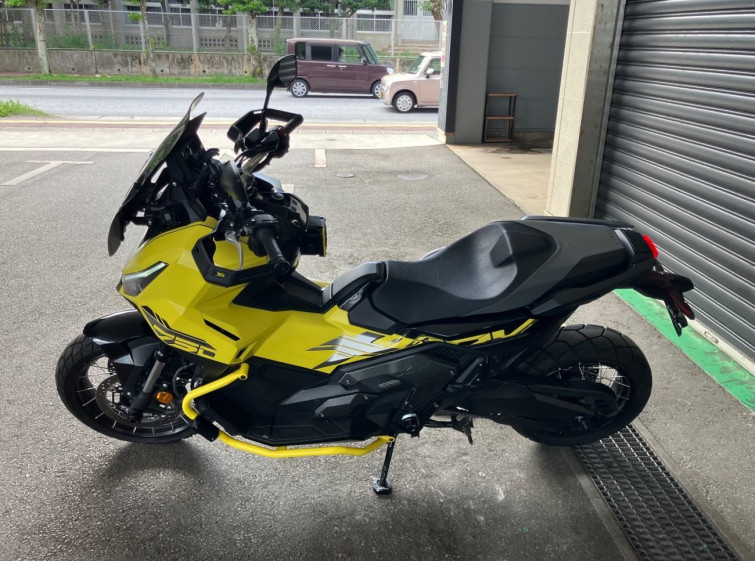 Мотоцикл Honda X-ADV750 з пробігом 4212 km
