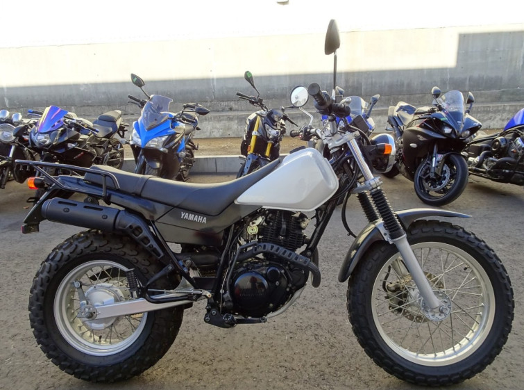 Мотоцикл Yamaha TW225 з пробігом 9377 km