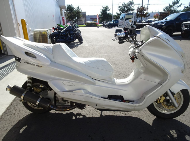 Мотоцикл Yamaha MAJESTY250 с пробегом 14253 km