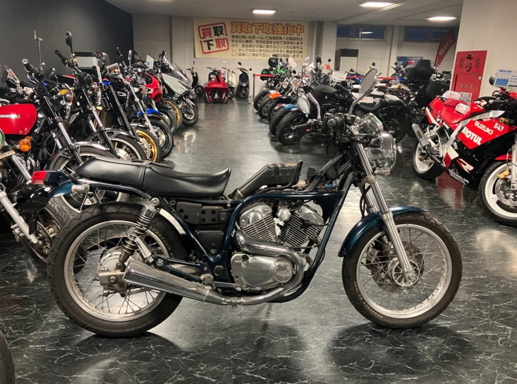 Мотоцикл Yamaha SRV250 с пробегом 14753 km