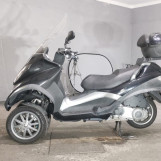 Мотоцикл Piaggio PEERAGE MP3 250RL з пробігом 19817 km