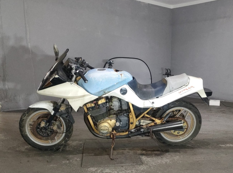 Мотоцикл Suzuki GSX750S KATANA з пробігом 13786 km