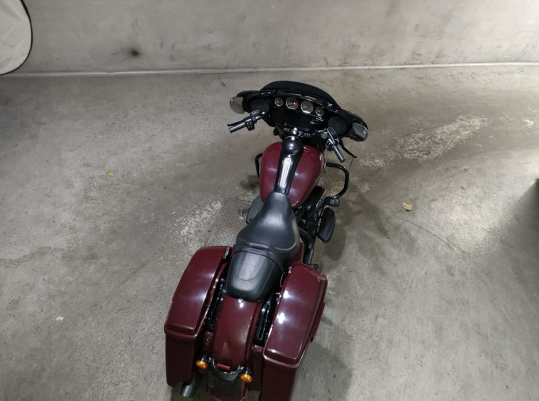 Мотоцикл HD STREET GLIDE FLHXS1870 с пробегом 6770 km