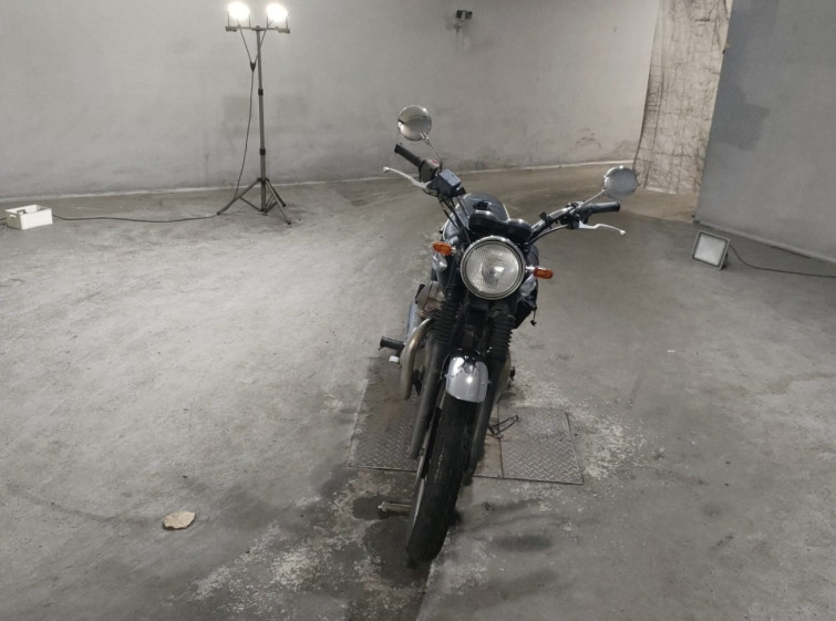 Мотоцикл Kawasaki W400 з пробігом 29623 km