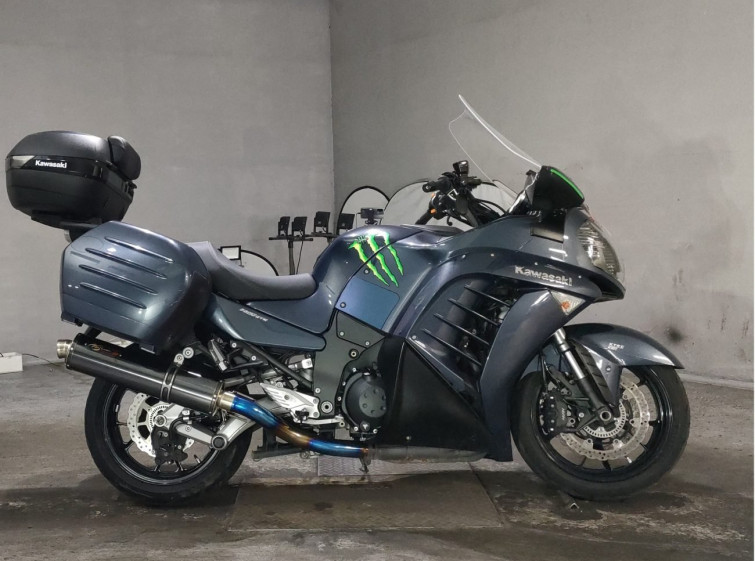 Мотоцикл Kawasaki GTR1400 CONCOURS с пробегом 16895 km