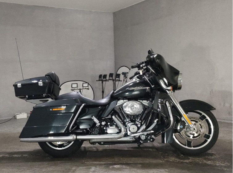 Мотоцикл HD SREET GLIDE FLHX1690 с пробегом 21974 km