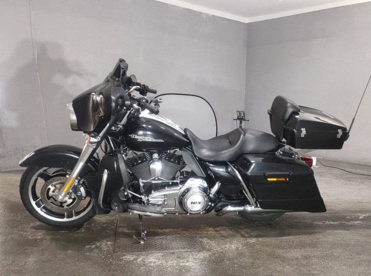 Мотоцикл HD SREET GLIDE FLHX1690 с пробегом 21974 km