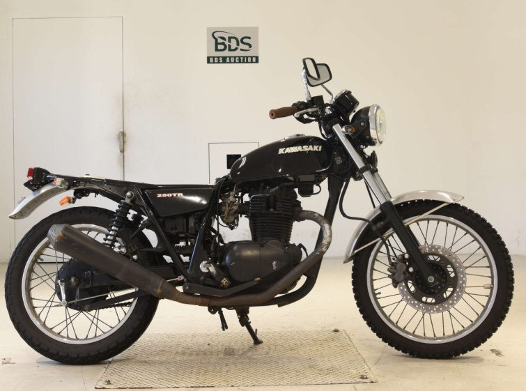 Мотоцикл Kawasaki 250TR з пробігом 23475 km