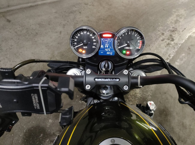 Мотоцикл Kawasaki Z900RS з пробігом 3652 km
