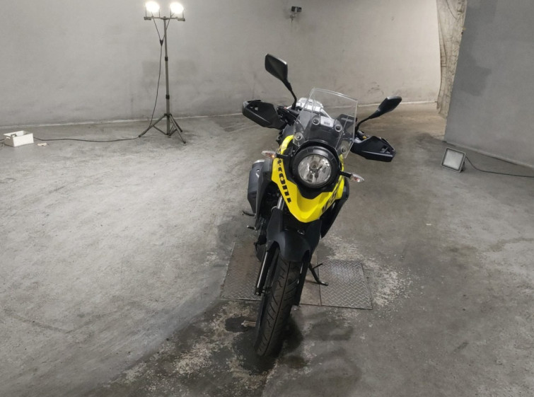 Мотоцикл Suzuki V-STROM DL250 с пробегом 8414 km
