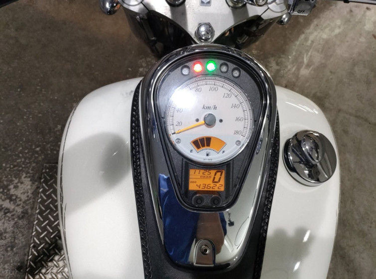 Мотоцикл Suzuki INTRUDER 400 CLASSIC с пробегом 43622 km