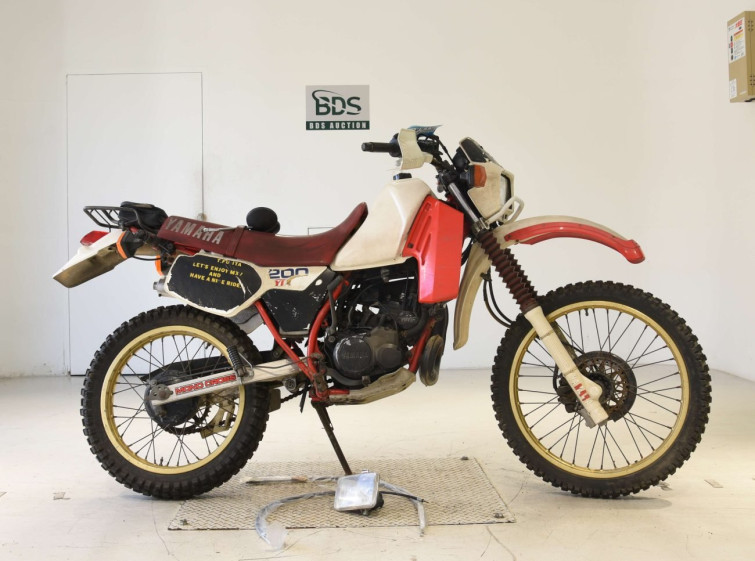 Мотоцикл Yamaha DT200R с пробегом 55025 km