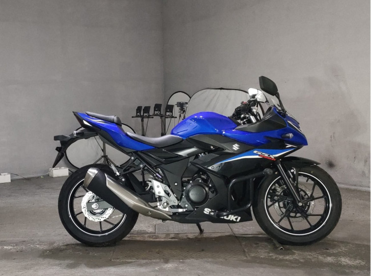 Мотоцикл Suzuki GSX250R с пробегом 147 km