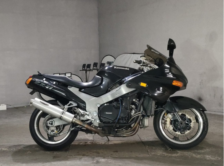 Мотоцикл Kawasaki ZX-11 с пробегом 55440 km