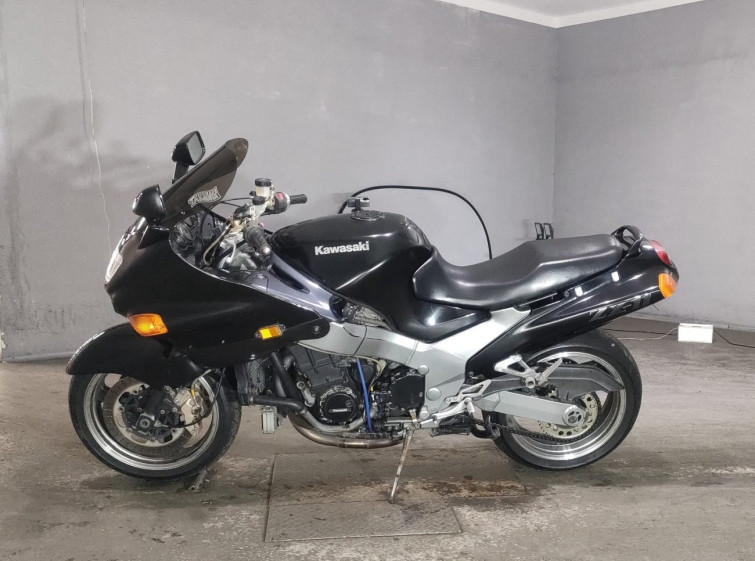 Мотоцикл Kawasaki ZX-11 с пробегом 55440 km