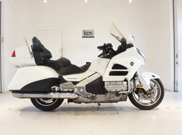 Мотоцикл Honda GL1800 з пробігом 120854 km