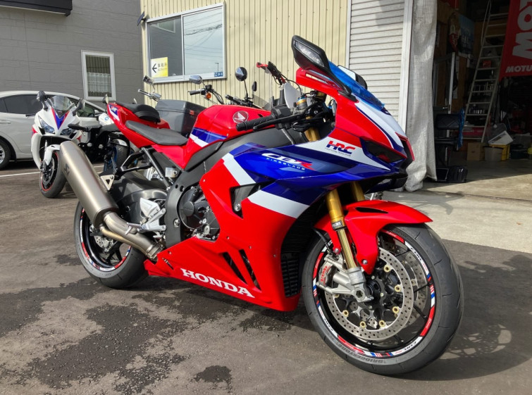 Мотоцикл Honda CBR1000RR-R FB SP с пробегом 752 km