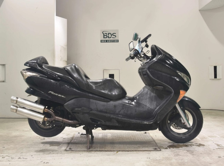 Мотоцикл Honda FORZA Z