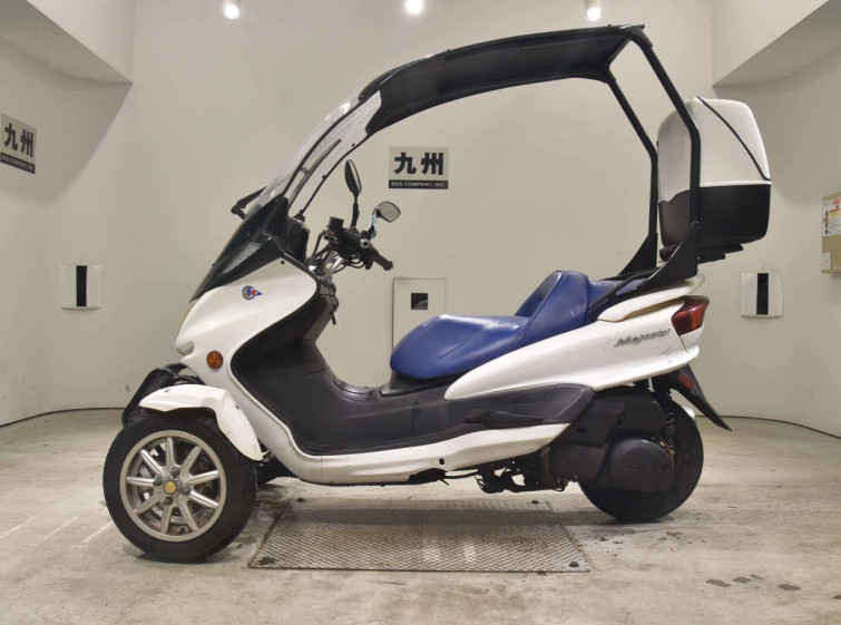 Мотоцикл Yamaha MAJESTY250