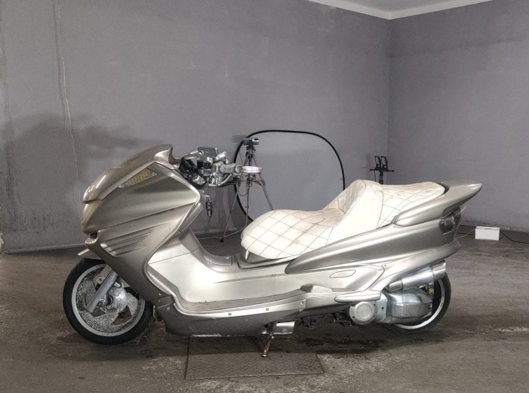 Мотоцикл Yamaha MAJESTY250 с пробегом 40877 km