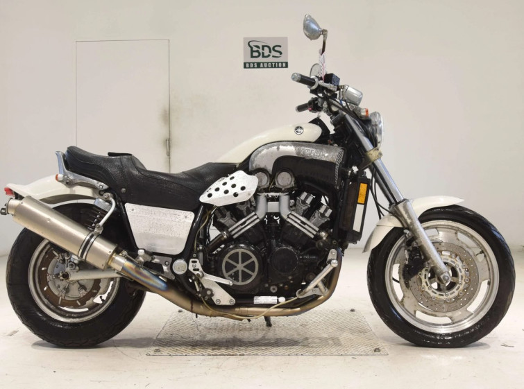 Мотоцикл Yamaha V-MAX1200 з пробігом 25890 km