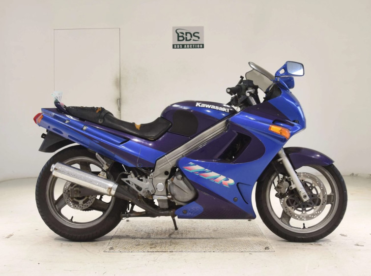 Мотоцикл Kawasaki ZZ-R250 с пробегом 19233 km