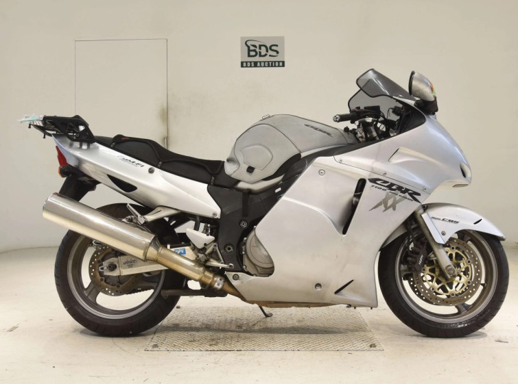 Мотоцикл Honda CBR1100XX BLACKBIRD