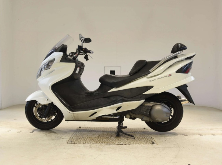 Мотоцикл Suzuki SKYWAVE 400 з пробігом 44338 km